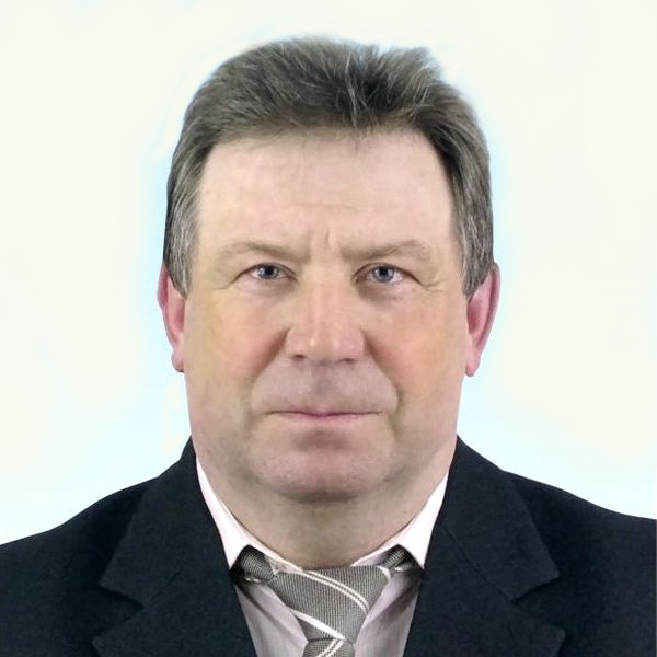 Михаил Леонов